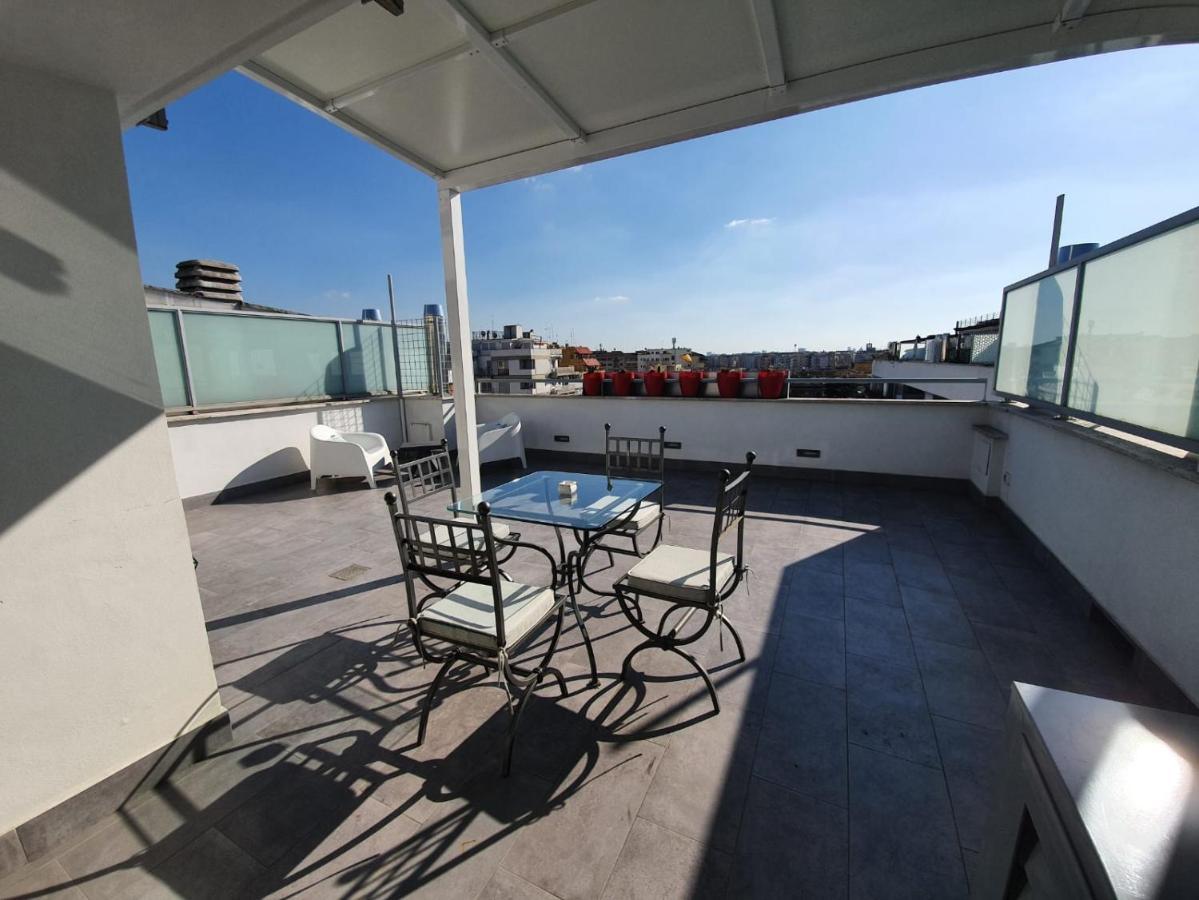 Penthouse 41 In Trastevere With Big Terrace Rom Exteriör bild